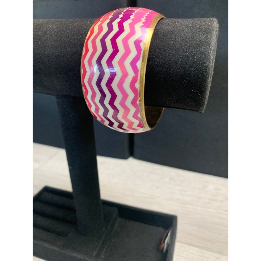 Pink Purple Chevron Enamel Bangle Bracelet Gold Tone Brass Wide Zig Zag 7.5in